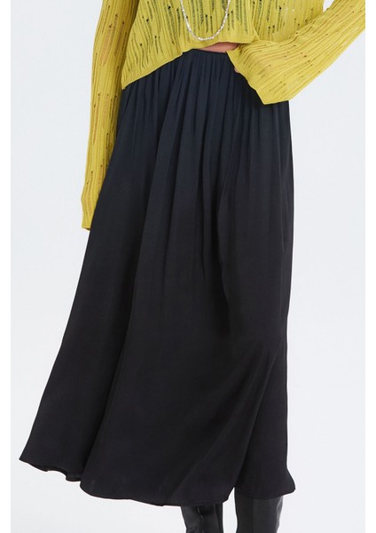 Saten Dökümlü Uzun Etek Siyah