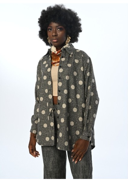 Kadın Puantiyeli Oversize Kesim Gömlek