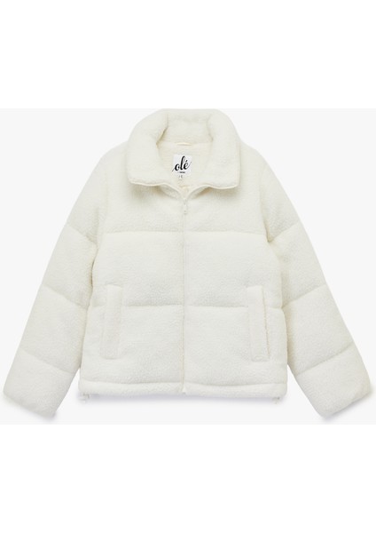 Fermuarlı Dik Yaka Uzun Kollu Cep Detaylı Peluş Mont