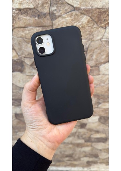 Iphone 11 - Silikon Darbe Emici Klasik Korumalı Rubber Kılıf