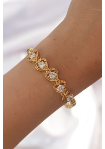 Pirinç Gold Renk Içi Zirkon Taşlı Kalp Figürlü Bileklik - TJ-BB6140 fiyatları