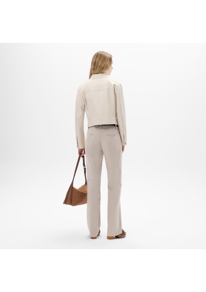 Kadın Beyaz Gömlek Yaka Metal Düğme Detaylı Deri Ceket modelleri