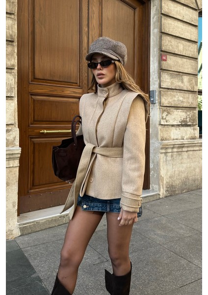 Bej Vatkalı Kuşaklı Kaşe Ceket - 1001