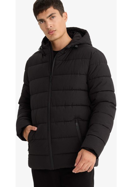 Su İtici Slim Fit Dar Kesim Astarlı Kapüşonlu Fermuarlı Cepli Dolgulu Mont R0216AZ25AU