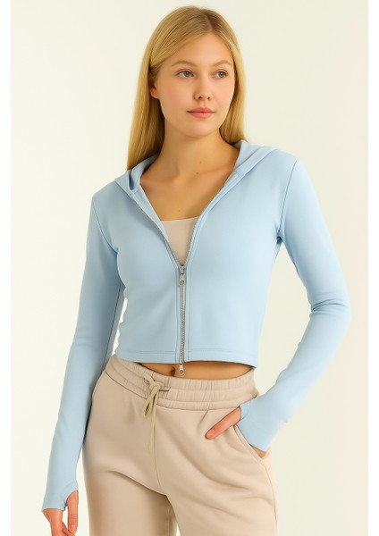 Kadın Kapüşonlu Fermuarlı Mavi Ceket | Parmak Geçme & Gizli Cep Detaylı | %100 Pamuk | Dar Kalıp