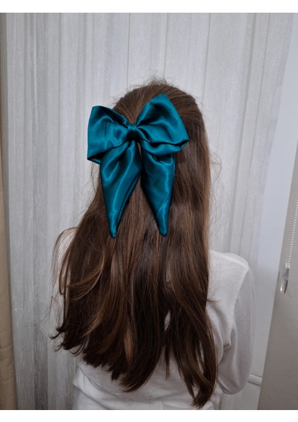 Kadın Saten Fiyonk Saç Tokası / Mavi Aura – Otomatik Klipsli - Orta Boy fiyatları
