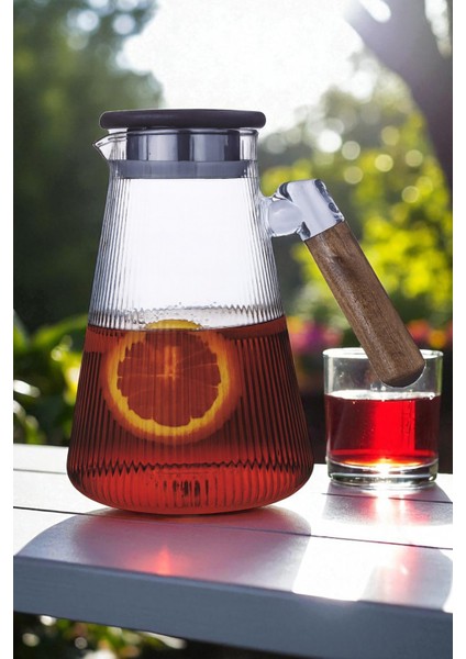 Valora Akasya Kapaklı ve Saplı Filtreli Cam Sürahi 1,8 Litre