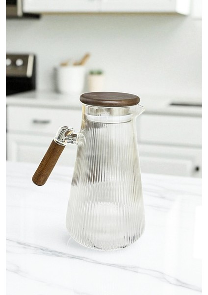 Valora Akasya Kapaklı ve Saplı Filtreli Cam Sürahi 1,8 Litre modelleri