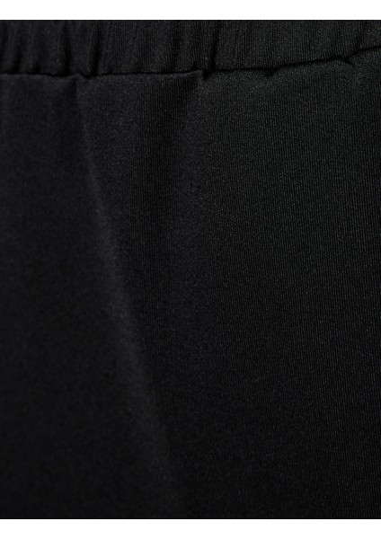 Cepli Baskı Detaylı Beli Bağcıklı Jogger Spor Eşofman Altı