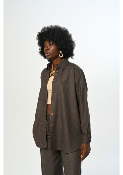 Kadın Düz Renk Simli Oversize Kesim Gömlek modelleri