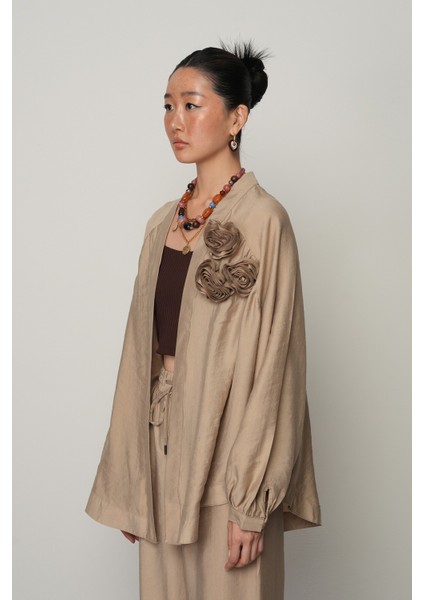 Kadın Gül Detaylı Düz Renk Oversize Kesim Kimono fiyatları