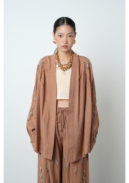 Kadın Arkası ve Kolları Taş Işlemeli Oversize Kimono fiyatları