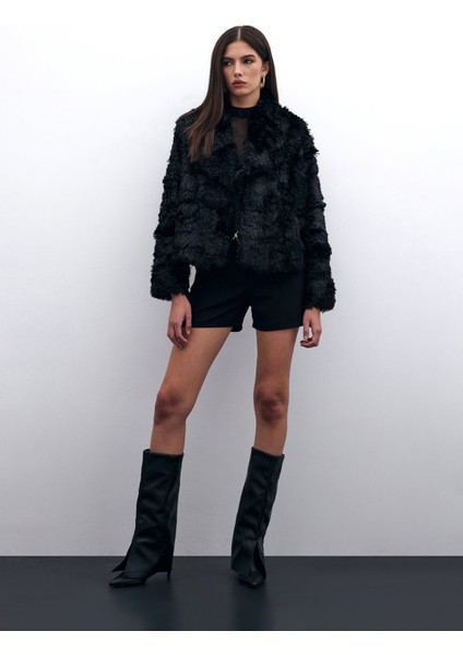Yakalı Peluş Ceket - Siyah