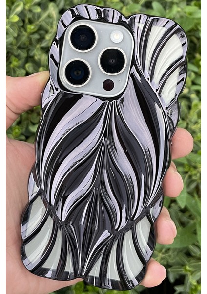 iPhone 15 Pro Kılıf Yaprak Desenli Parlak Darbe Önleyici Silikon Kapak