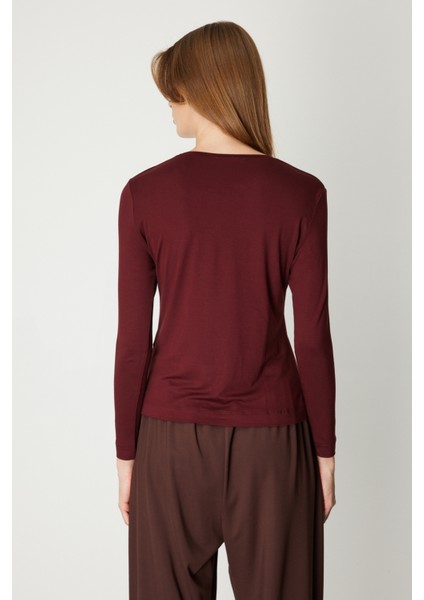 Kadın Metal Aksesuarlı Sıfır Yaka Basic Bluz 61303 Bordo modelleri