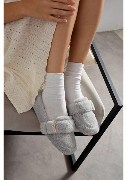 Vera Tavşan Tüyü Lastikli Tokalı Kaydırmaz Taban Kadın Babet Panduf Ev Terliği