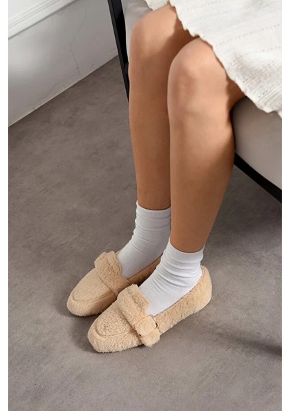 Vera Tavşan Tüyü Lastikli Tokalı Kaydırmaz Taban Kadın Babet Panduf Ev Terliği modelleri