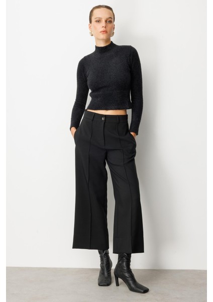 Sahte Cep Detaylı Kumaş Pantolon-Siyah fırsatları