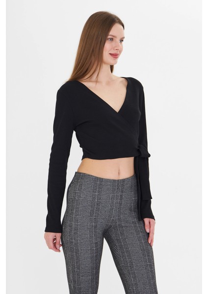 Kadın Kruvaze Uzun Kollu Bağlamalı Crop Top Bluz Siyah modelleri