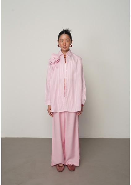 Çiçek Detaylı Pembe Beyaz Çizgili Kadın Gömlek - %100 Pamuk, Oversize, Uzun Kesim fırsatları