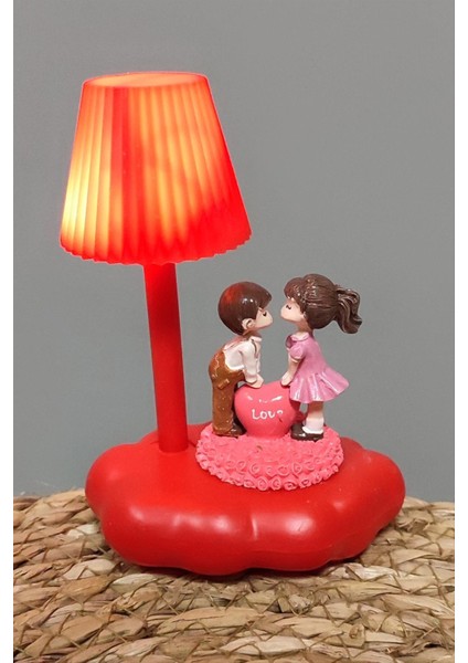 Sevgili Çift Abajur Işıklı Masa Lambası