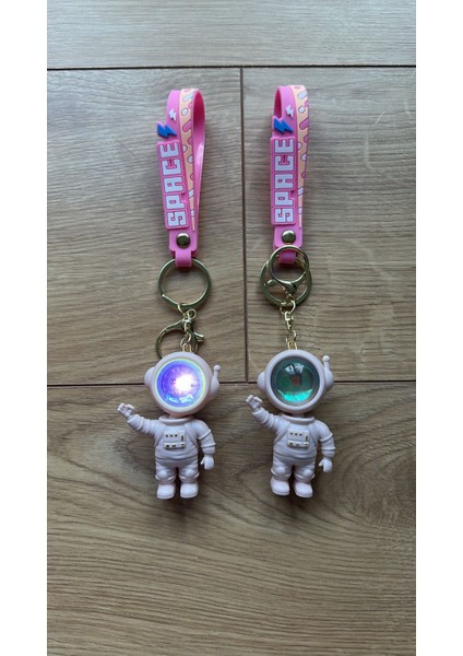 Işıklı Astronot Anahtarlık