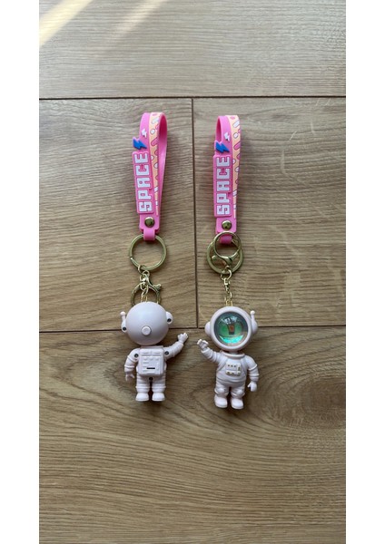 Işıklı Astronot Anahtarlık modelleri