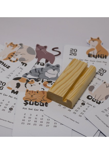 2026 Yılı Ahşap Standlı Masaüstü Takvimi, Sevimli Kediler Temalı Takvim, 9X12 cm indirimleri