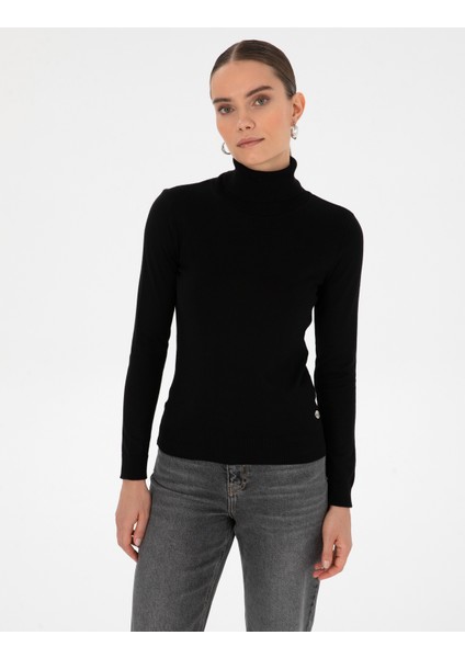 Kadın Siyah Slim Fit Balıkçı Yaka Basic Kazak 50315747-VR046