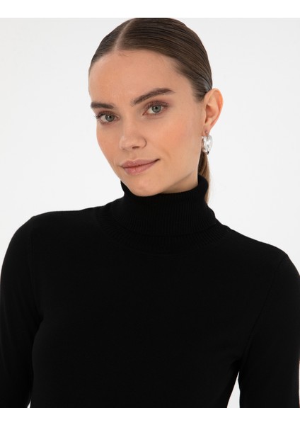 Kadın Siyah Slim Fit Balıkçı Yaka Basic Kazak 50315747-VR046 fiyatları