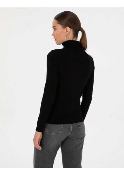 Kadın Siyah Slim Fit Balıkçı Yaka Basic Kazak 50315747-VR046 indirimleri