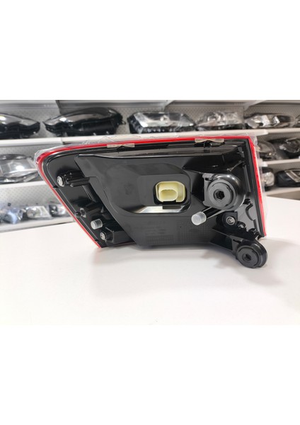 “Audı A6 Sağ Stop Lambası 2013 – 2014 – Ulo Marka Orjinal Parça Ulo 1131002 - 4G9945096D ” ✅ fiyatları