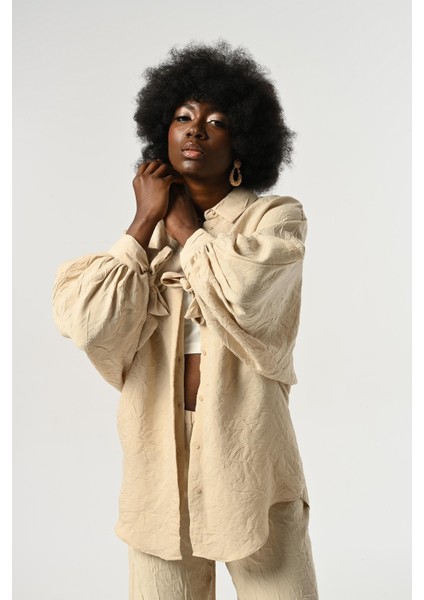 Kadın Kolları Bağlama Detaylı Kırışık Kumaş Düz Renk Oversize Gömlek modelleri