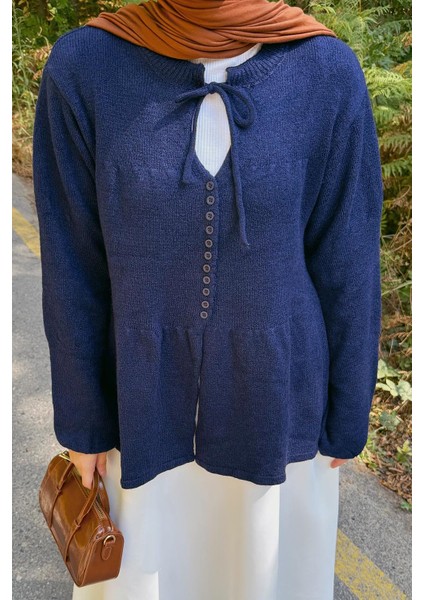 Yaka Bağlama Detaylı Kazak Lacivert modelleri