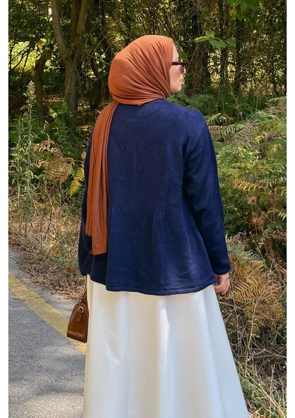 Yaka Bağlama Detaylı Kazak Lacivert fırsatları