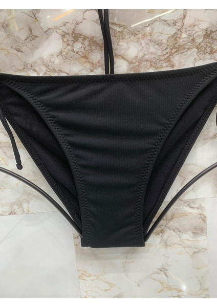 Kadın Likralı Yandan Boyundan Bağlamalı Şık Ipli Üçgen Bikini Takım fırsatları