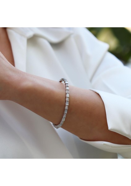 Mozanit Sedef Taşlı Serpent Modeli Gümüş Kelepçe fiyatları