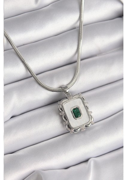 Bfs 316L Çelik Gümüş Renk Italyan Zincir Beyaz Sedefli Kare Portre Model Zümrüt Taş Detay Ka