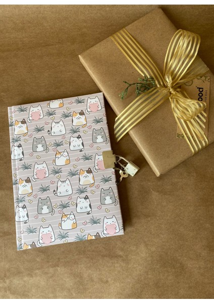 Kilitli Hatıra ve Günlük Defteri – 14X20 Cm, 80 Yaprak (Çeşitli Kapak Desenleri)