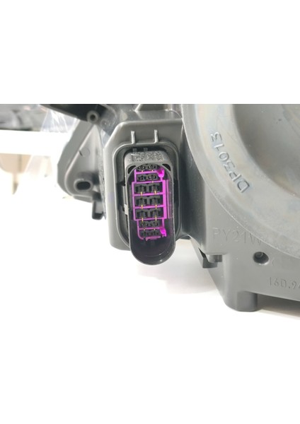 “vw Jetta 2015-2017 Sağ Far Mercekli D5S Ampüllü – Uyumlu Muadil Parça 5C7941752E ” ✅ fiyatları