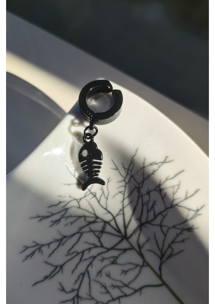 Sıkıştırmalı Deliksiz Trend Balık Figürlü Sallantılı Erkek Çelik Küpe 1 Adet fırsatları