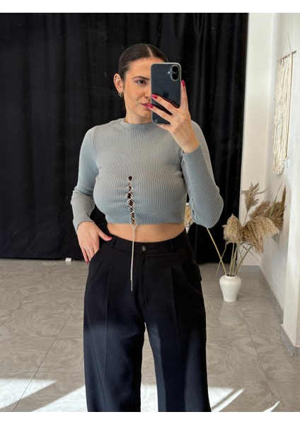 Taş Detay Triko Crop Bluz indirimleri