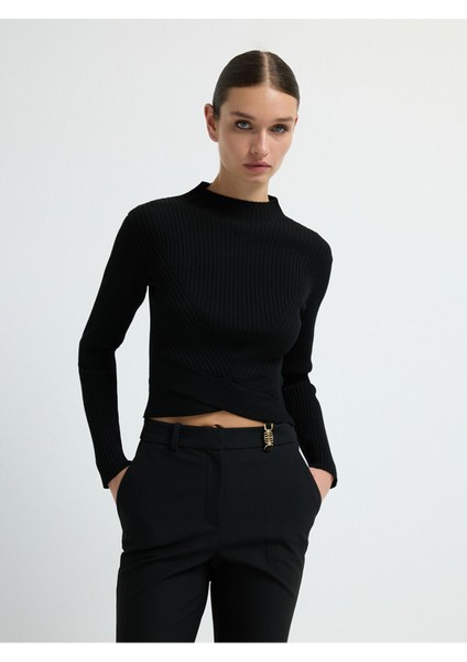 Beli Detaylı Triko Kazak Siyah 13945644000 fırsatları