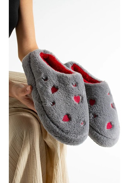 Love Kalp Desenli Peluş Içi Tüylü Kaydırmaz Taban Rahat Pofuduk Çeyiz Bohça Misafir Kadın Ev Terliği