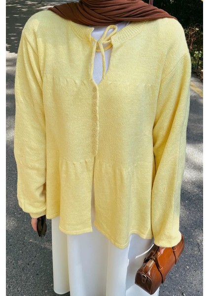 Yaka Bağlama Detaylı Kazak Sarı modelleri