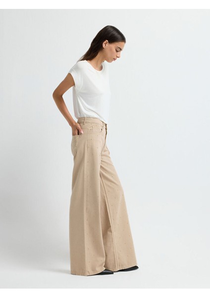 Taş Detaylı Denim Pantolon Bej 15345840000 fırsatları