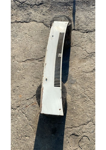 Renault 12 Toros Ön Cam Izgarası Revizeli Raf Deformeli