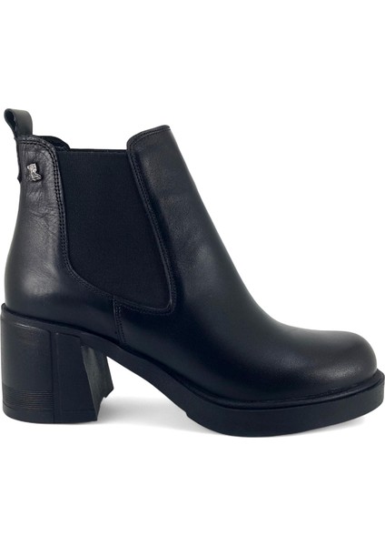 2452402 25KB Kadın Günlük Bot Siyah fiyatları