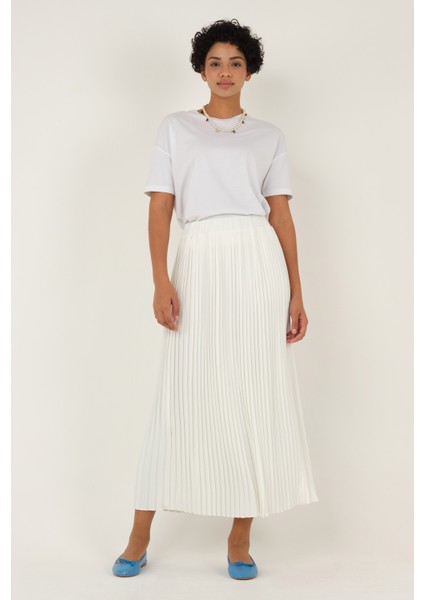Piliseli Etek Beyaz