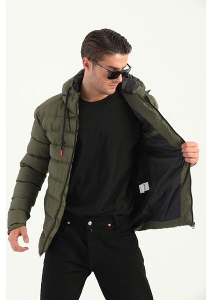İçi Astarlı Su ve Rüzgar Geçirmez Cepli Kapüşonlu Erkek Mont fırsatları
